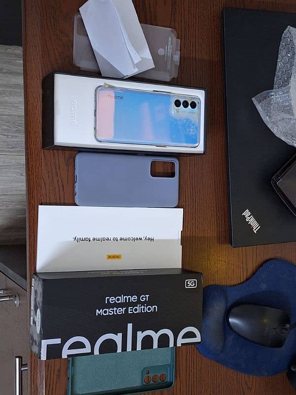 Realme GT Master Edition 8/128 GB with complete box and accessories 1