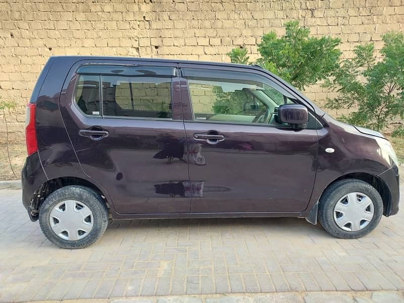 Suzuki Wagon R 2015 1