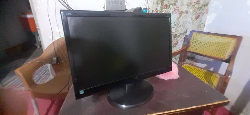 AOC LED monitor 0