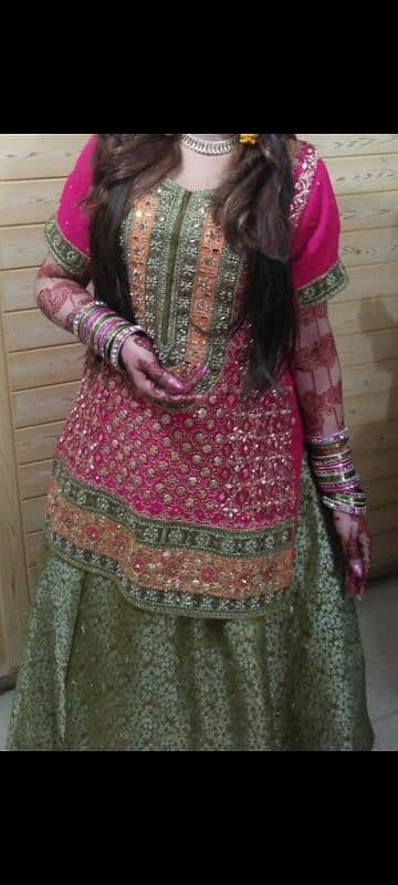 mehndi dress bridal 2