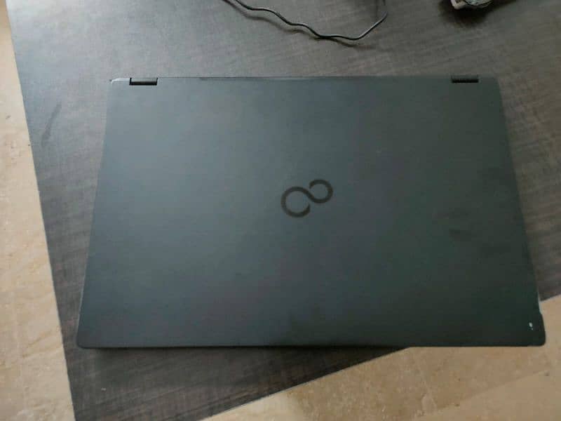 Fujitsu Laptop 1