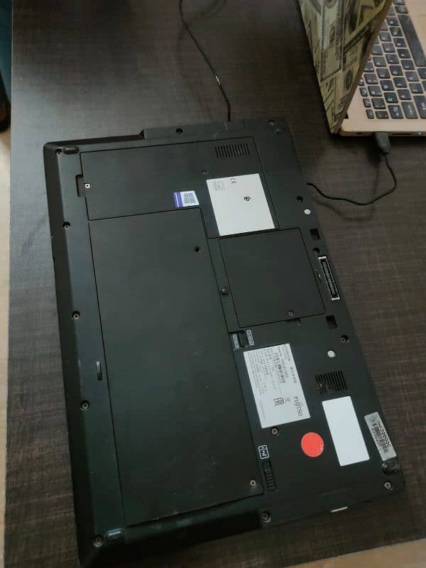 Fujitsu Laptop 2