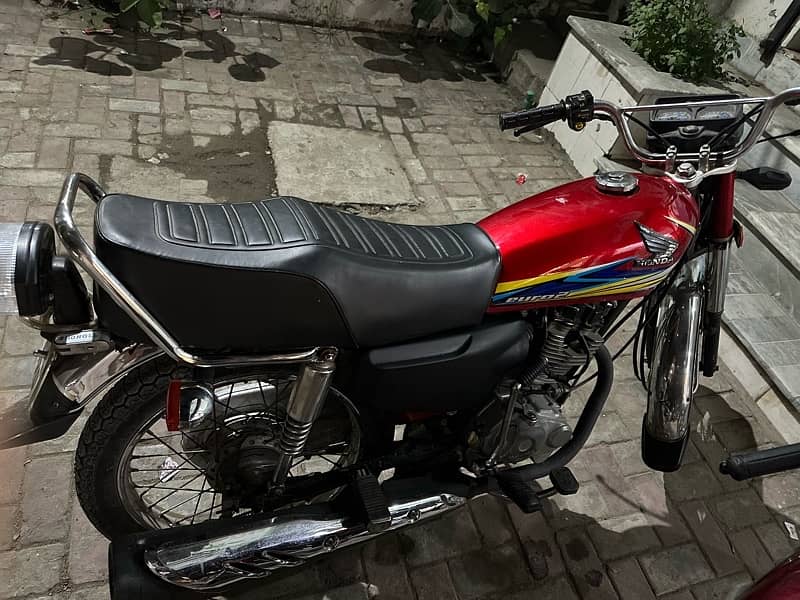 125 bike good condition no any falt 0