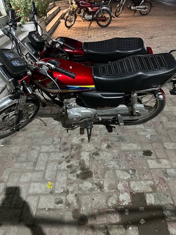 125 bike good condition no any falt 3