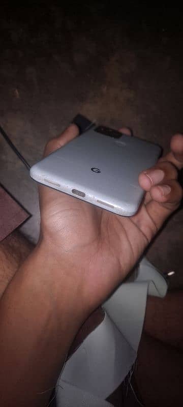 Google pixel 5 4