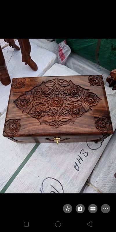 Carving to Jewelery Box 3