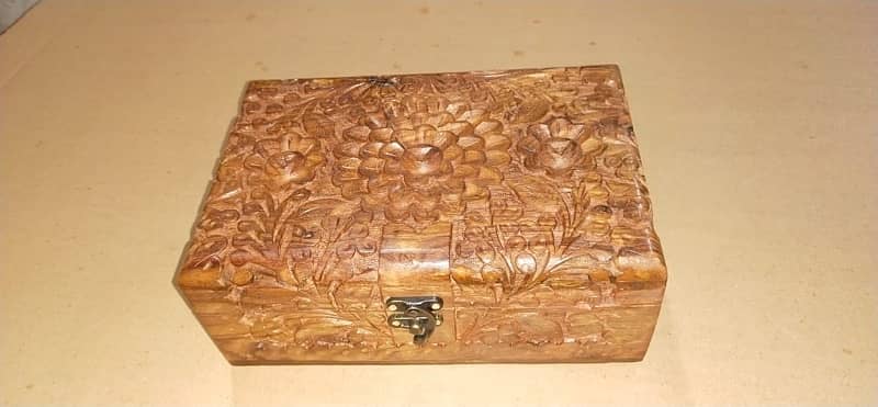 Carving to Jewelery Box 5