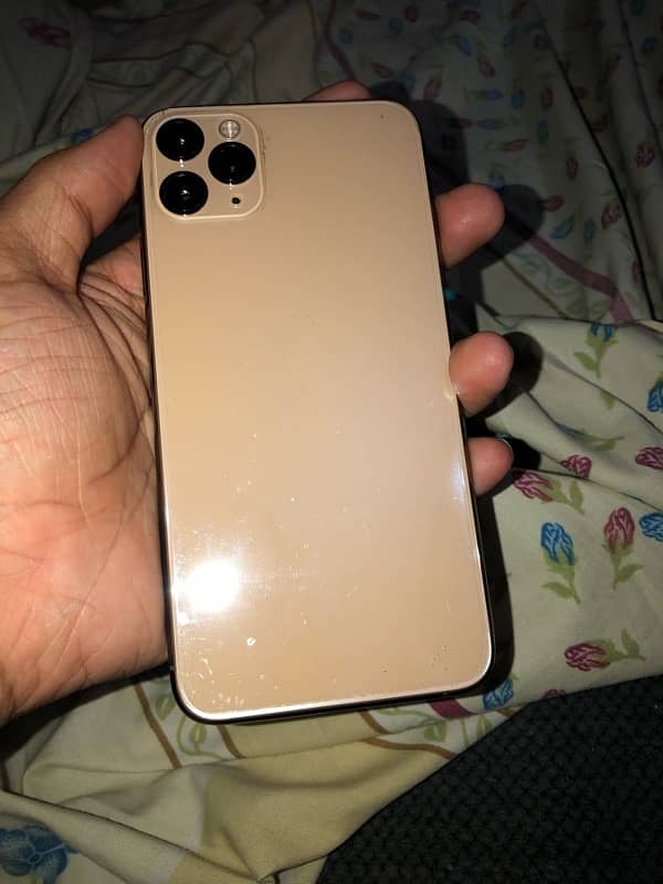 iPhone 11 Pro Max 6