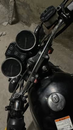 Suzuki  Gs 150 Se available for sale 0