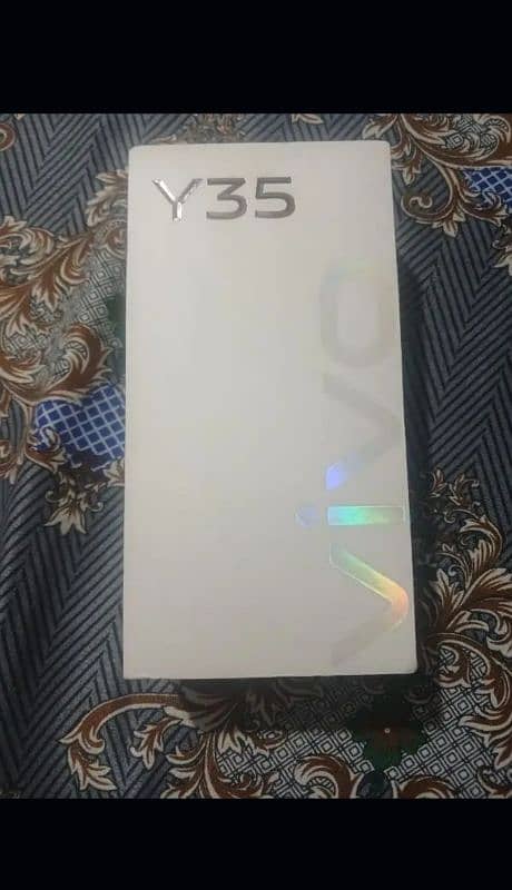 vivo y35 8/128 . condition 10/10 10 day worrenty pri hy 1