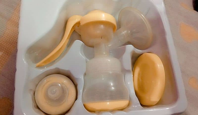 Lifecare Breast Pump for Mother Breastfeeding Set 3