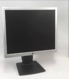 HP 19 inch Monitor