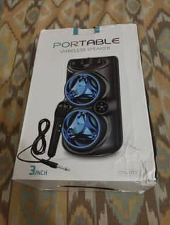 Portable Rechargeable Speaker with microphone