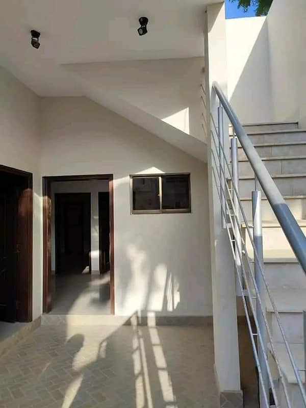 Luxury Single Story Banglow in Falaknaz Dreams Malir 7