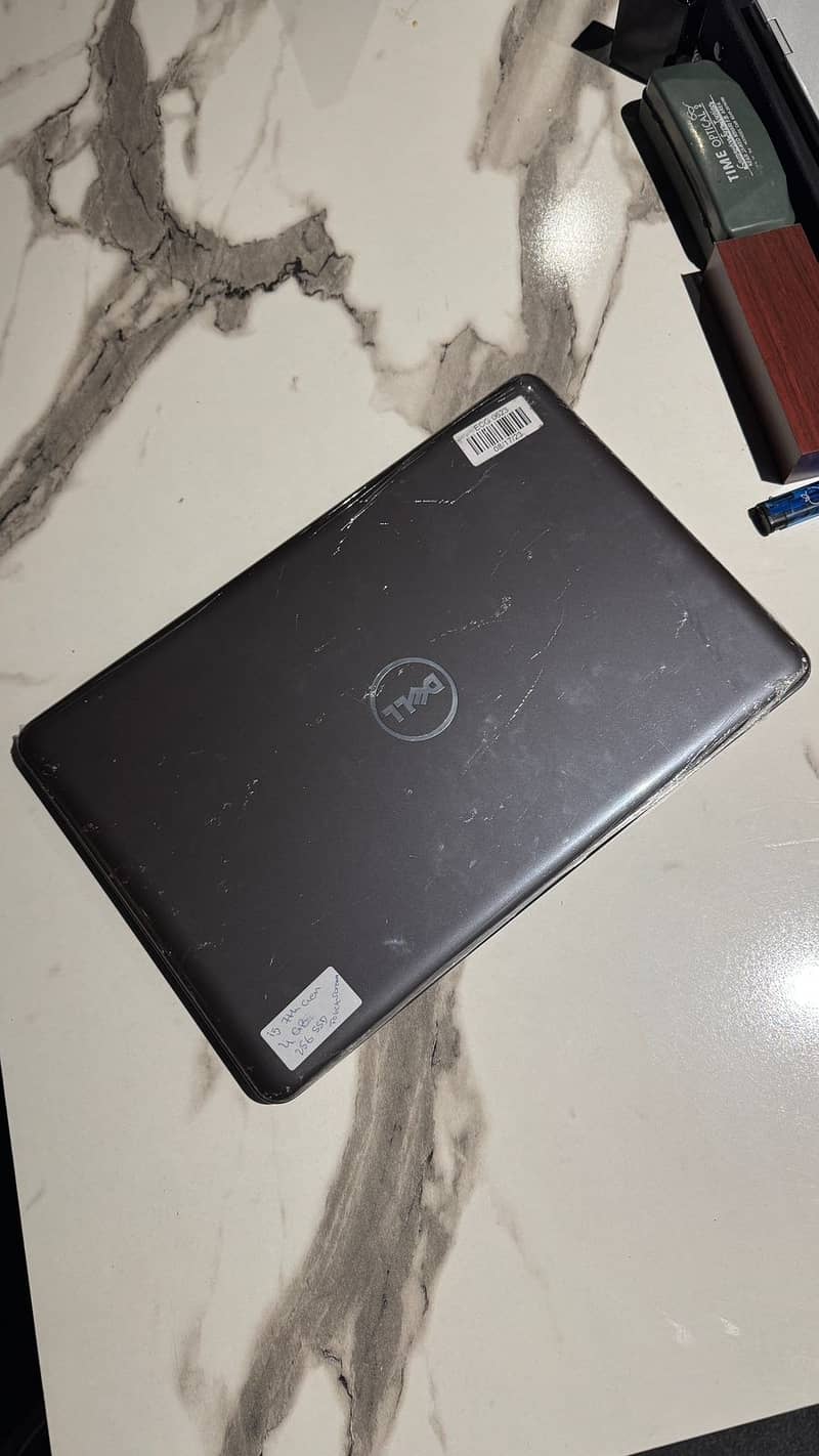 Dell Inspiron 15 5000 Series 8GB RAM 256GB SSD 5