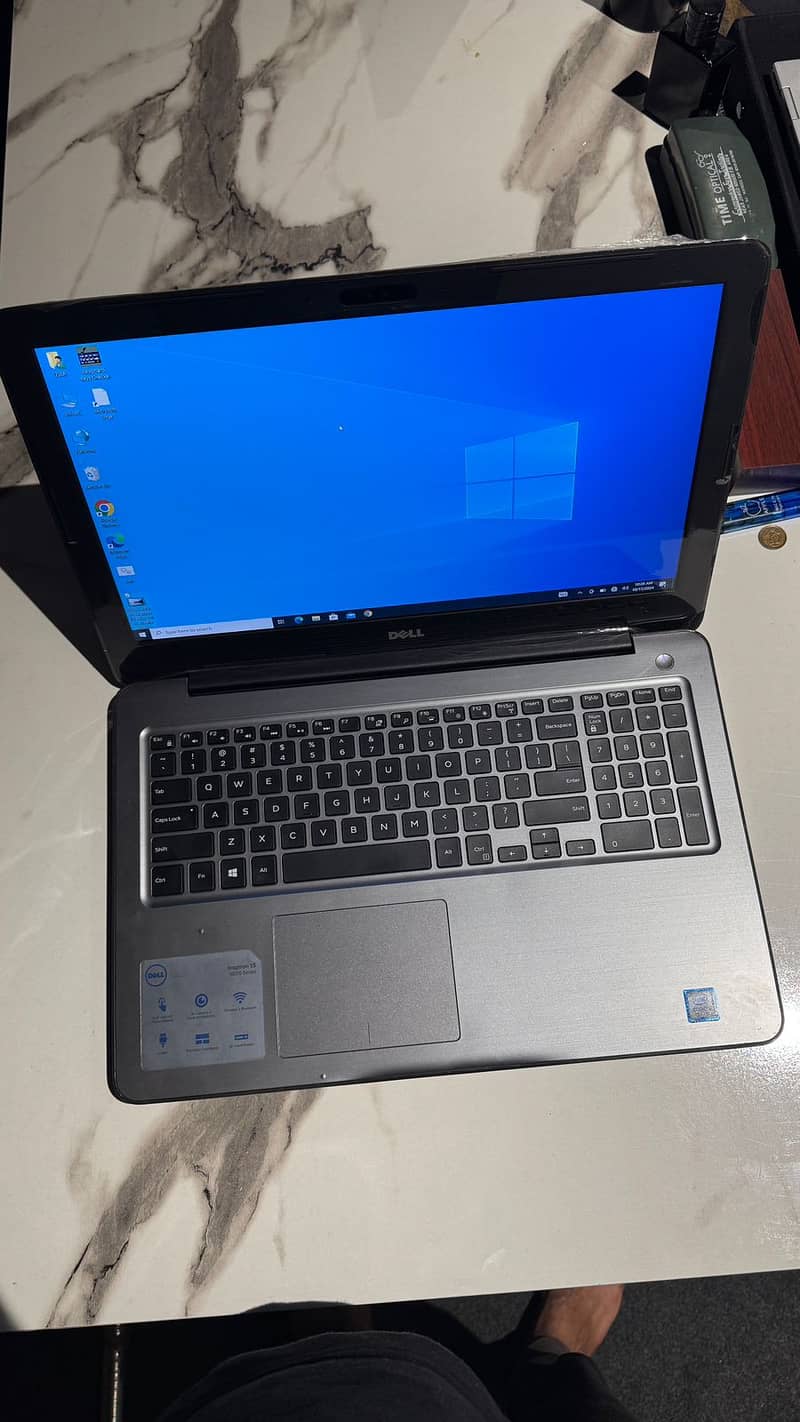 Dell Inspiron 15 5000 Series 8GB RAM 256GB SSD 6