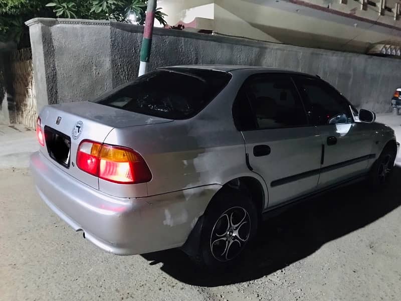 Honda Civic EXi 2000 5