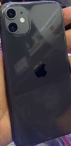 iPhone 11 waterpack B. H 93 64gb 0