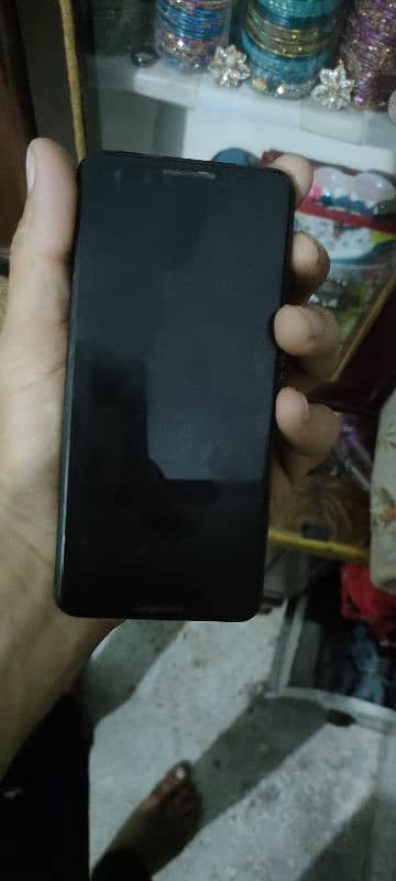 Google Pixel 3 non PTA LCD shade hair 4GB. ram 64GB 2