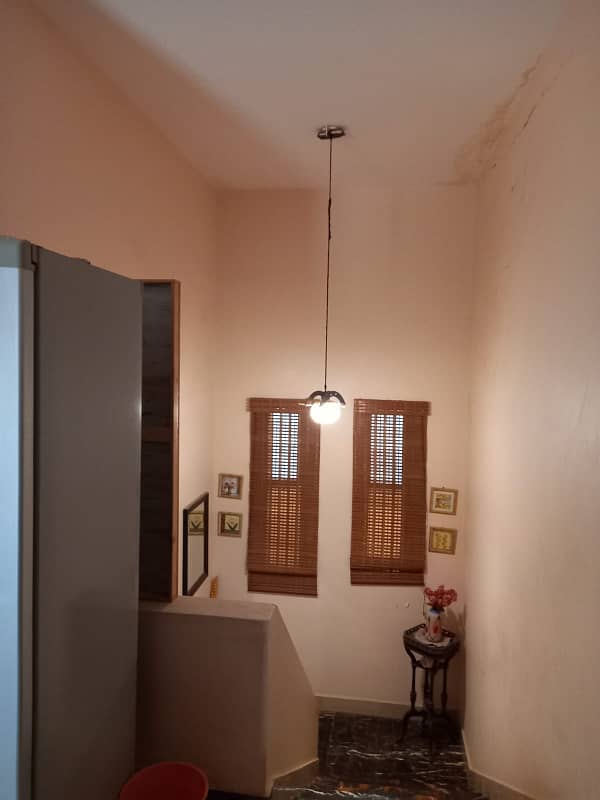 BUNGALOW FOR SALE 120 YARD GULISTAN-E-JOHAR 5