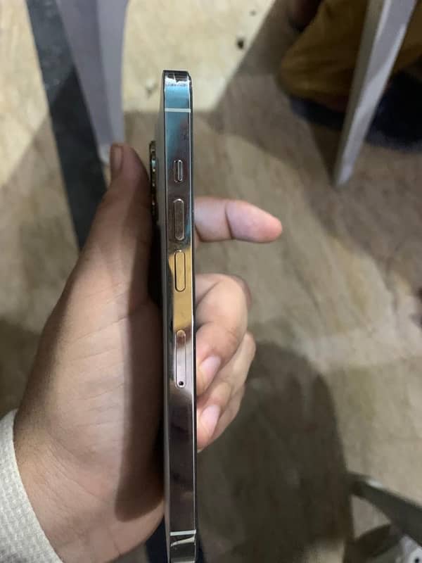 iPhone 13pro pta approved 3