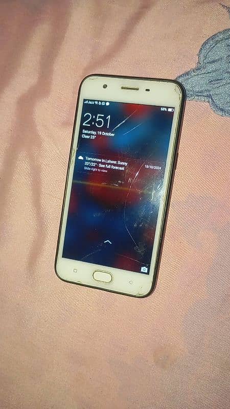 selling oppo mobile phone a57 3GB ram 32GB ROM battery time is low 1