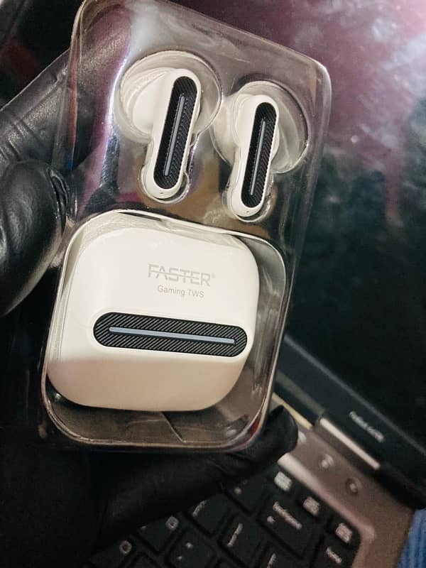 Faster Tg 550 Airbuds 3