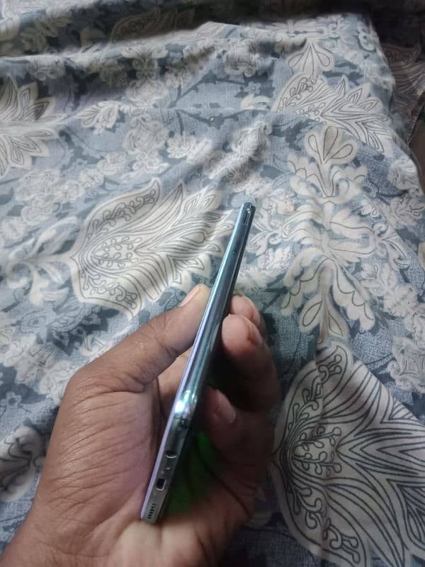 Vivo S1 Complete Saman 2 lines on LCD 6