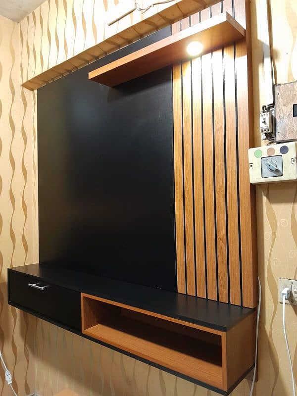 Media wall / Media Unit. . . 3