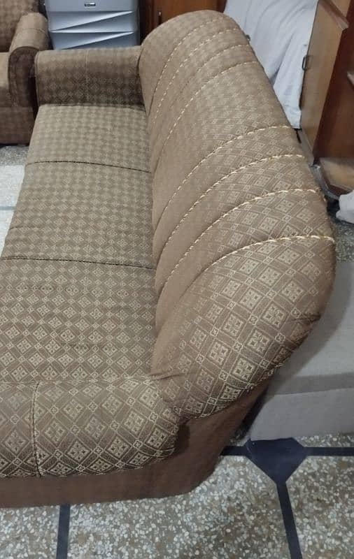 5 seater sofa set for sell 3