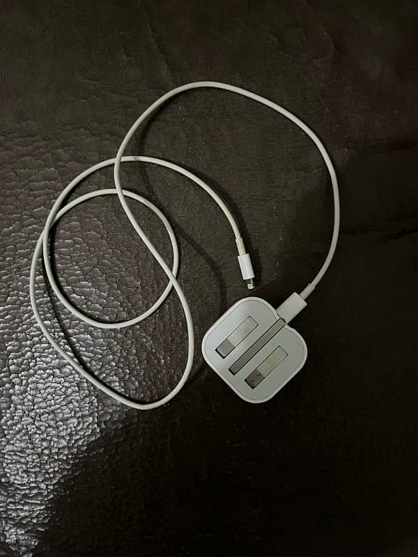 iPhone 14 pro max original charger 4