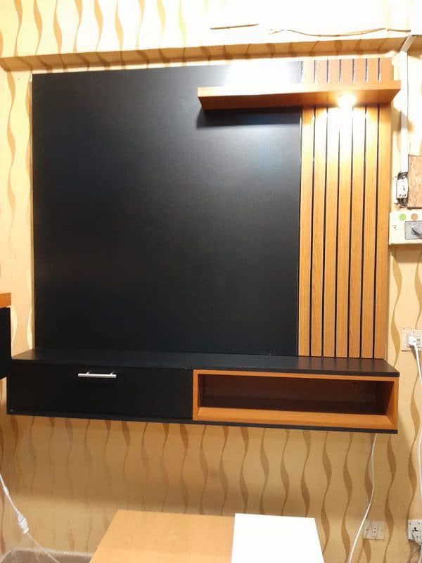 Media wall / Media Unit. . . 2