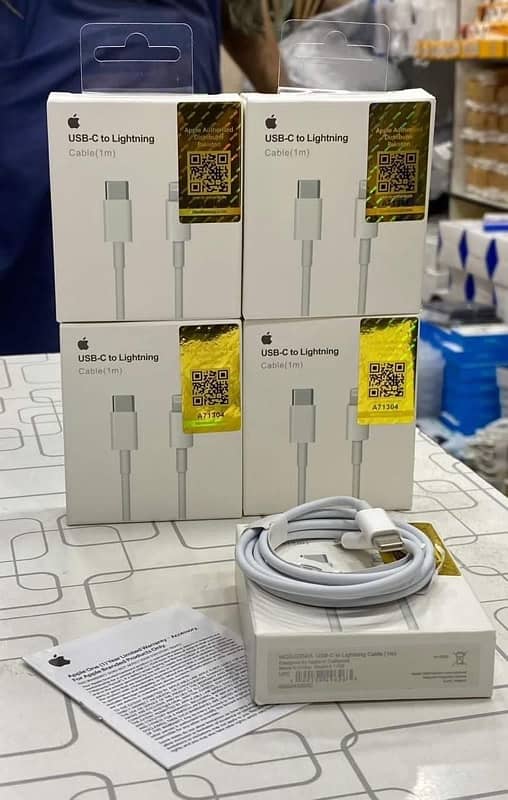 Apple 20Watt Adapter&Cable Company Stock 3Pin 1