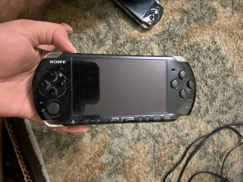 PSP 3000 slim model 1