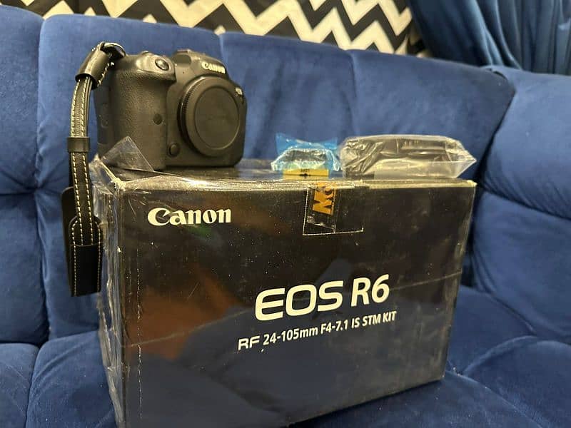 Canon R6 body with Box in awesome condition 1