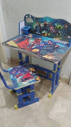 kids table and chairs fixed price 4500