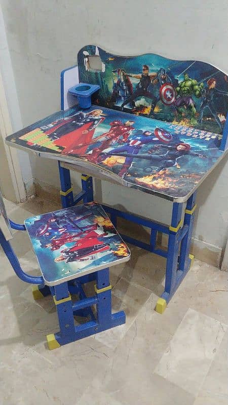 kids table and chairs fixed price 4500 0