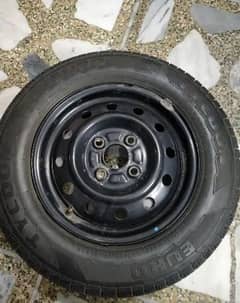 spare tyre (stepney)13" single tyre