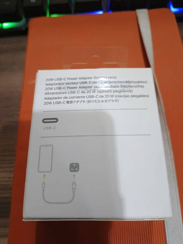 APPLE ORIGINAL ADAPTER 2