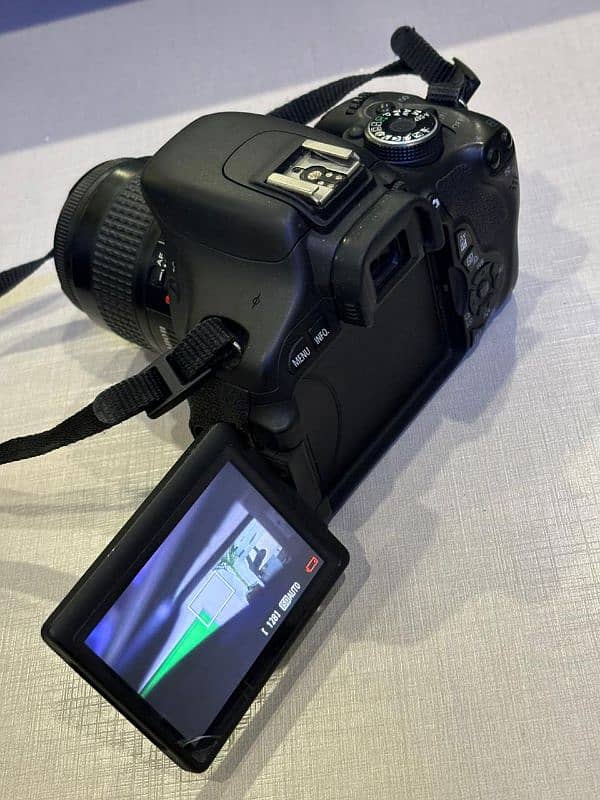 Canon 600D for urgent sale 8