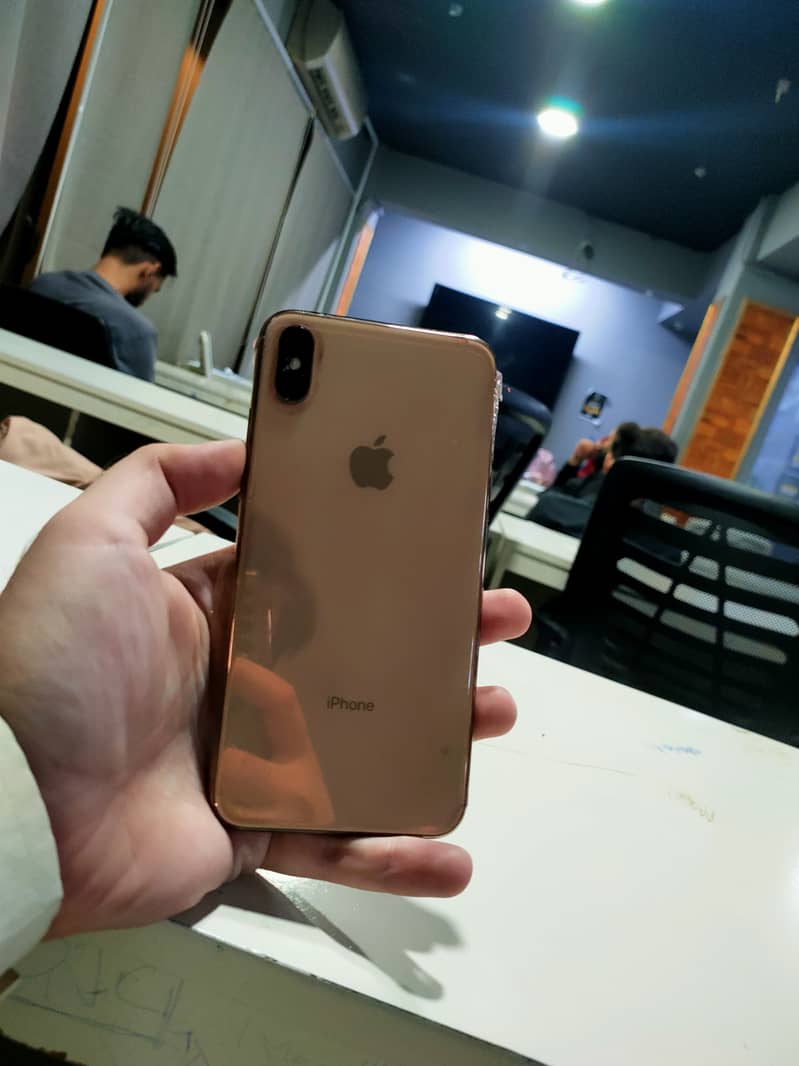 iPhone XSMAX 0