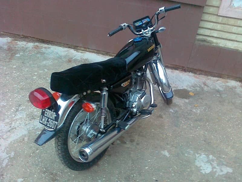 Honda 125 Point Wali 1