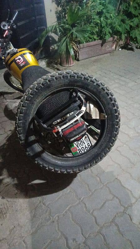 cafe racer tyre 6