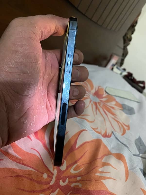 Iphone 12 pro Pta Approved FU Read add 1