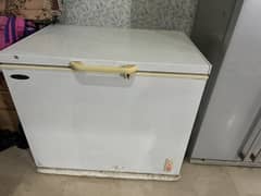 Almost New Chest / Deep freezer for urgent sale