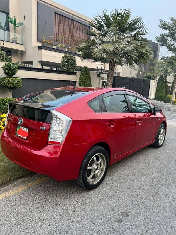 Toyota Prius model 2010 import 2014 5