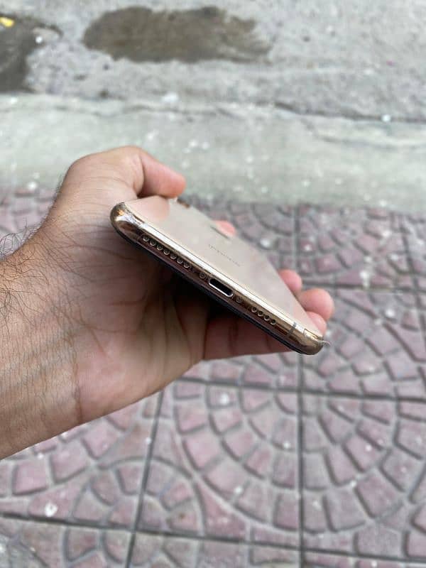 iphone xs max non PTA jv 3