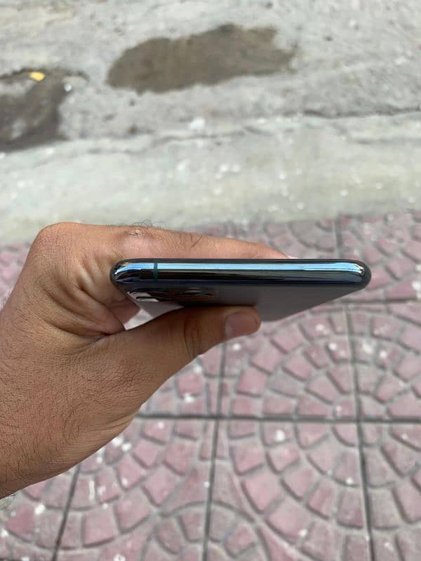 iphone 11 pro max fectory unlock 2