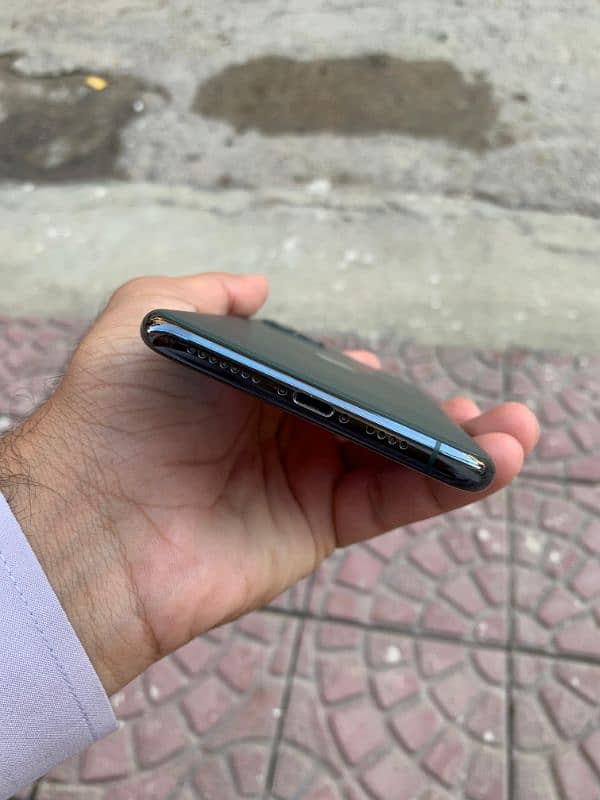 iphone 11 pro max fectory unlock 6