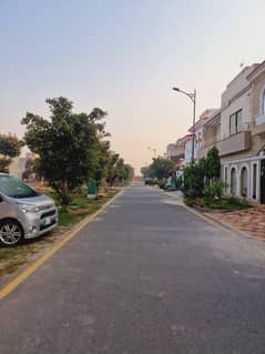 10 Marla On Ground Developed Plot Near Park Available Phase 2 A Block 0